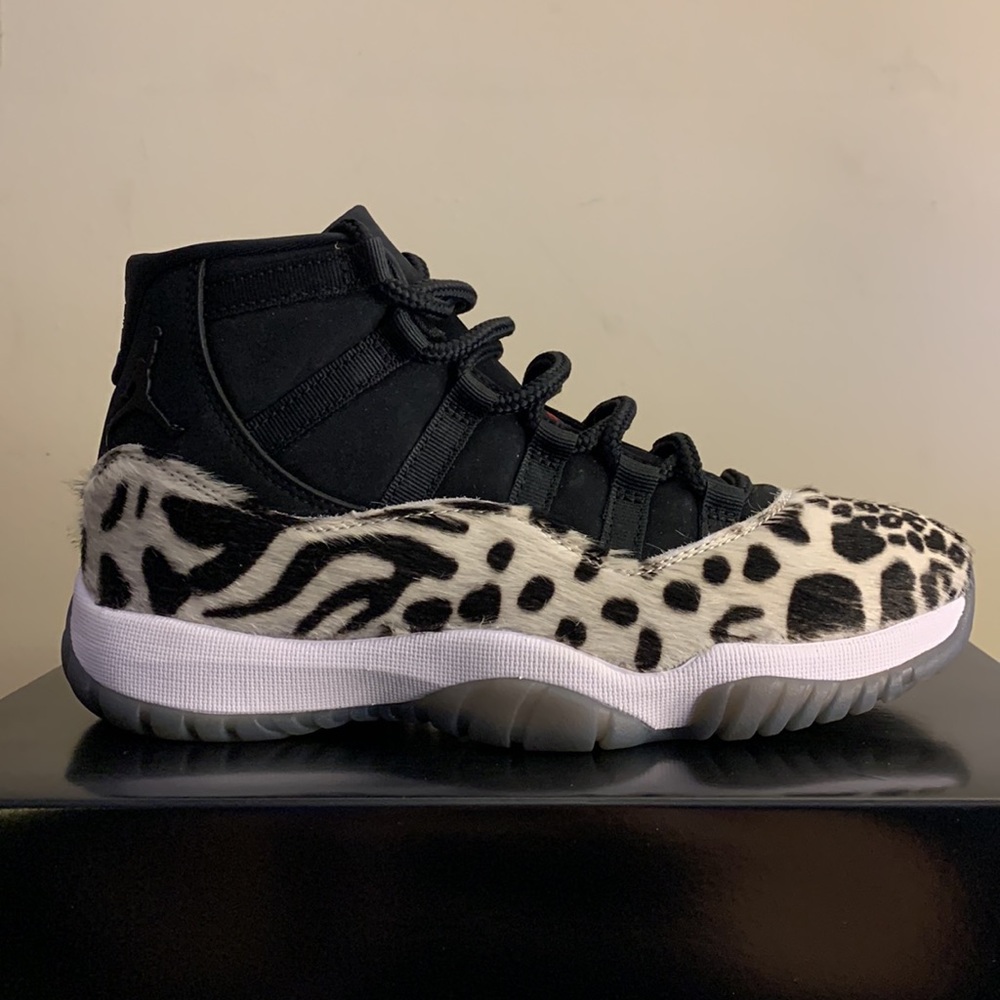 Women’s Animal Print Retro 11s
